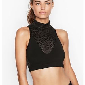 New mock neck crop top